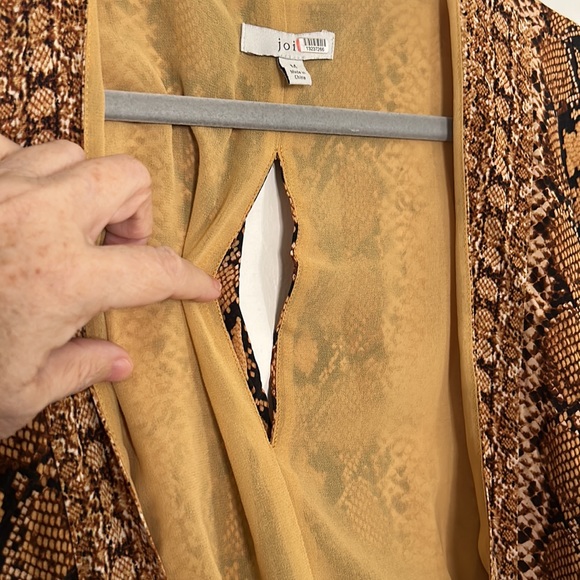 🎈3/$25🎈EUC Joie Bethwyn Snakeskin Wrap Dress - Picture 8 of 10